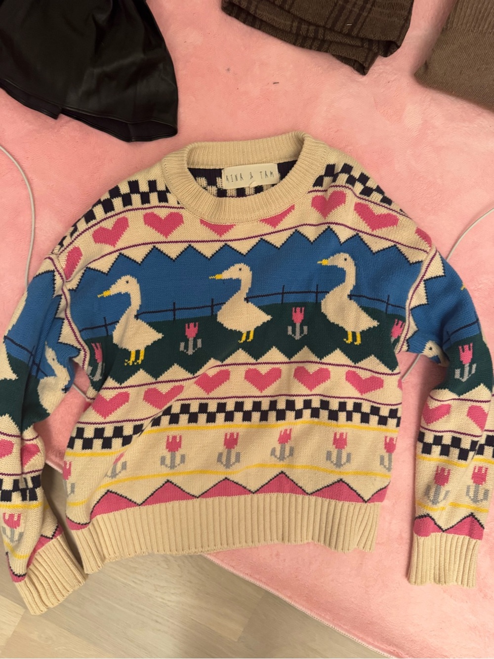 Cute Duck Pattern Knit Sweater with Hearts & Tulips